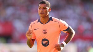 “Marcus Rashford Sends Bold Message to Barcelona as PSG Transfer Rumors Heat Up