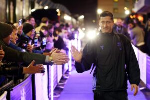 “Will Barcelona’s Star Leave for Saudi Arabia? Agent’s Meeting Sparks Rumors