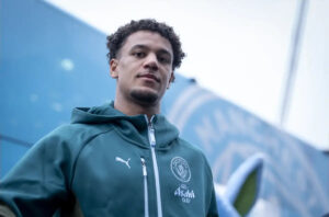 “Could Manchester City Sell a Key Forward This January? Analyzing Transfer Window Speculation