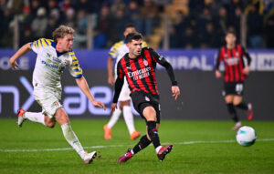 Tactical Showdown and Key Player Insights for Serie A Week 17