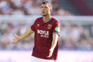 Could Juventus Snag West Ham’s Forgotten Midfielder This January? Unraveling the Transfer Rumors!