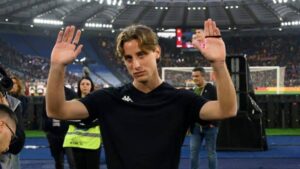 Is Edoardo Bove’s Future at AS Roma in Jeopardy? Exploring His Next Move!