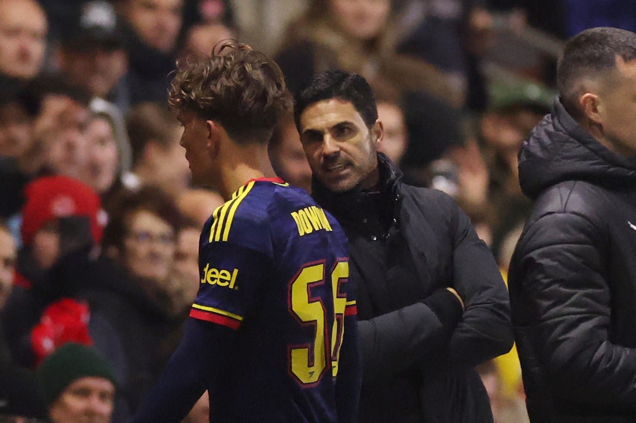Arteta appeared angered by Dowman’s red card (Getty)