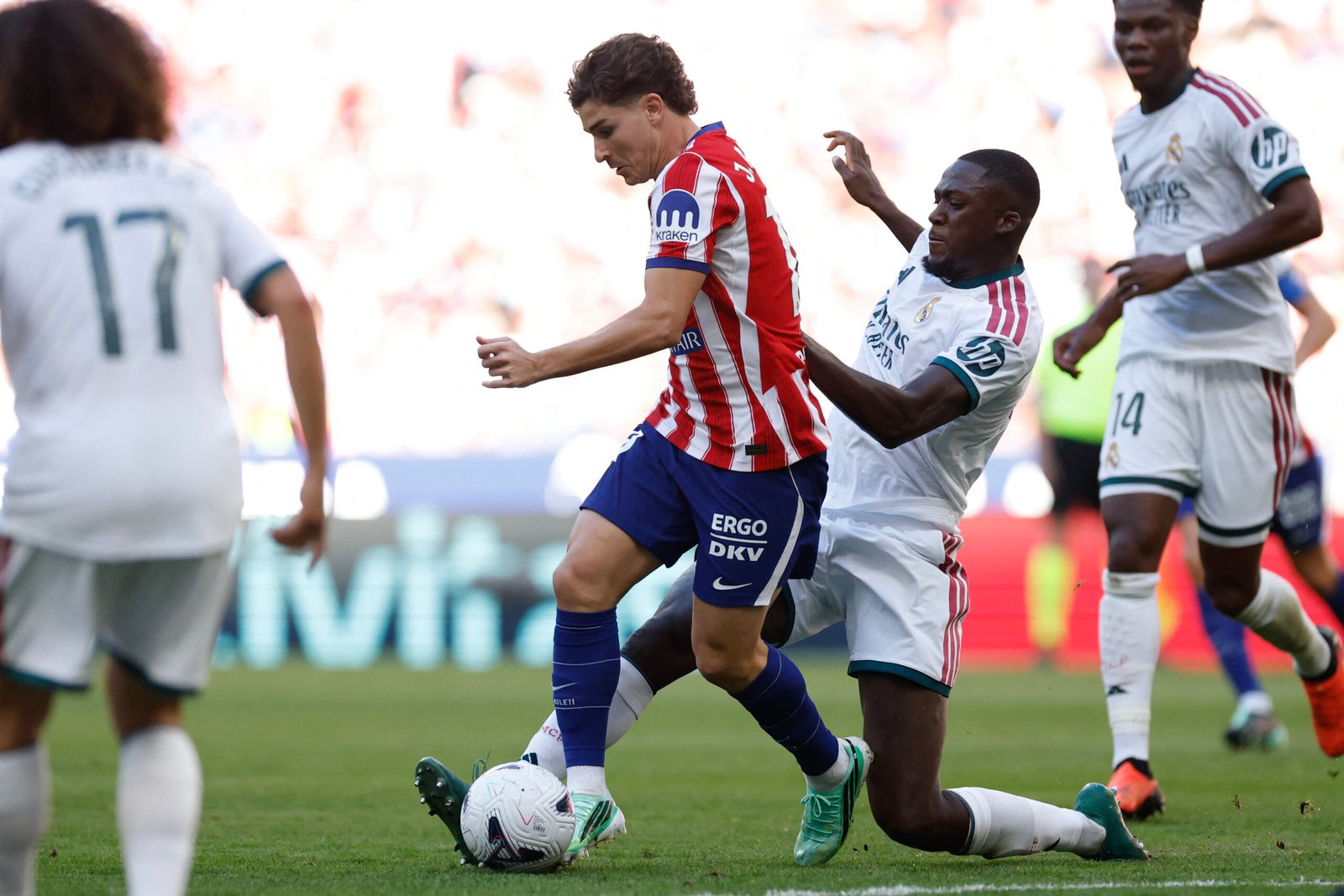 �� Atlético de Madrid-Manchester United XIs: Julián Álvarez starts!