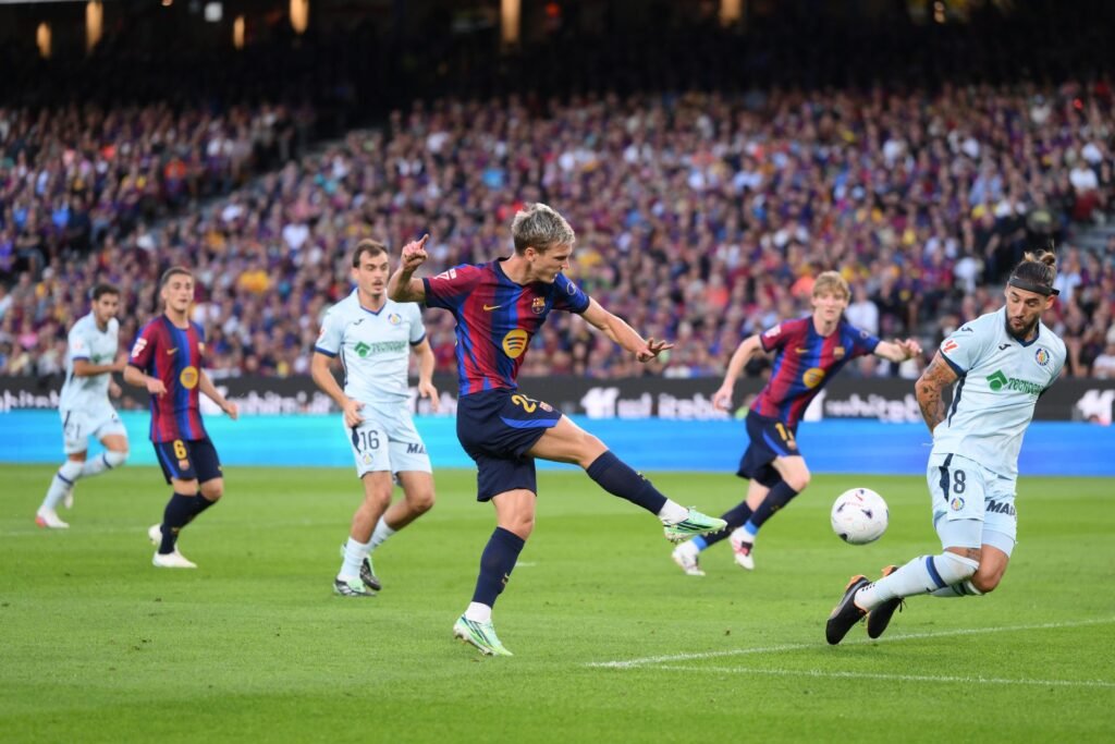 Barcelona attacking midfielder seeking more playing time under Flick as Bayern Munich prepare transfer push