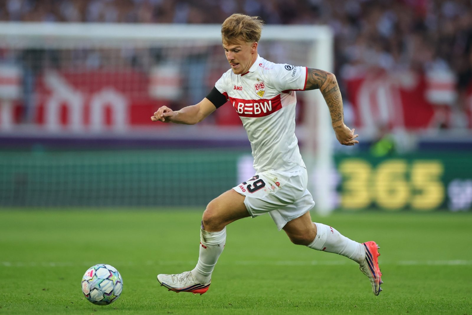 Barcelona consider January move for €60 million-rated Real Madrid centre-back target – report