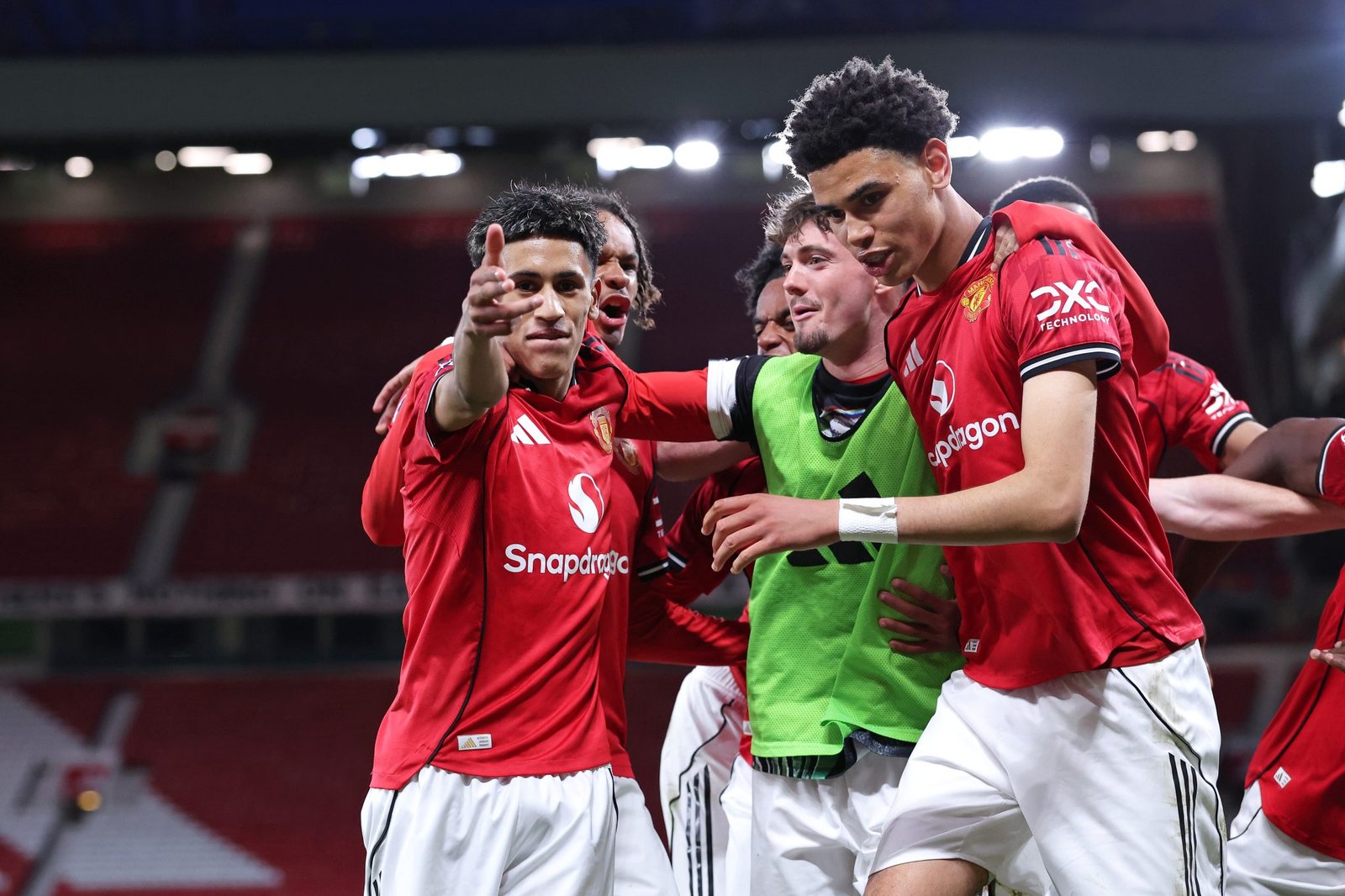 Barcelona face fresh PSG threat in race to sign wantaway Manchester United wonderkid – report