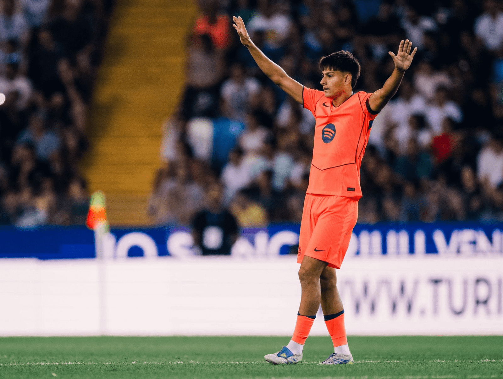 Confirmed: Barcelona starting lineup against Deportivo Alaves – academy product debuts